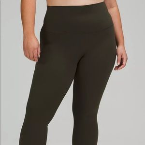 Size 8 Lulu lemon leggings